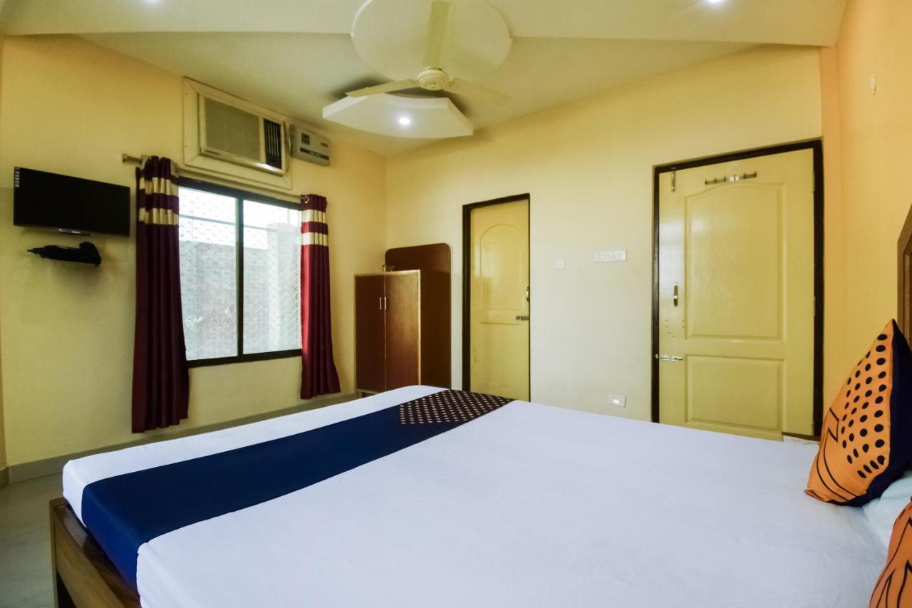 פורי Spot On 74793 Hotel Sai Sudha מראה חיצוני תמונה