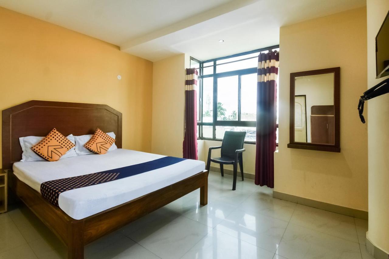 פורי Spot On 74793 Hotel Sai Sudha מראה חיצוני תמונה