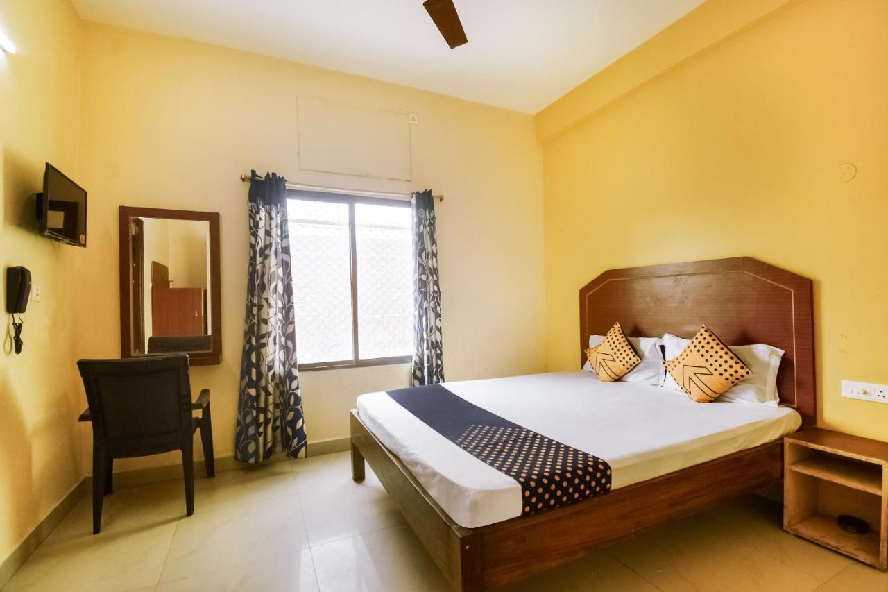 פורי Spot On 74793 Hotel Sai Sudha מראה חיצוני תמונה