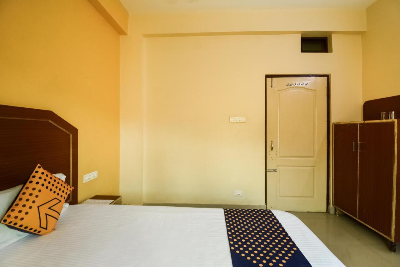 פורי Spot On 74793 Hotel Sai Sudha מראה חיצוני תמונה