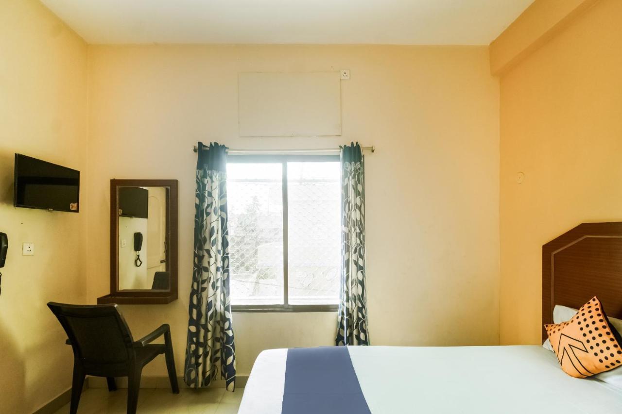 פורי Spot On 74793 Hotel Sai Sudha מראה חיצוני תמונה